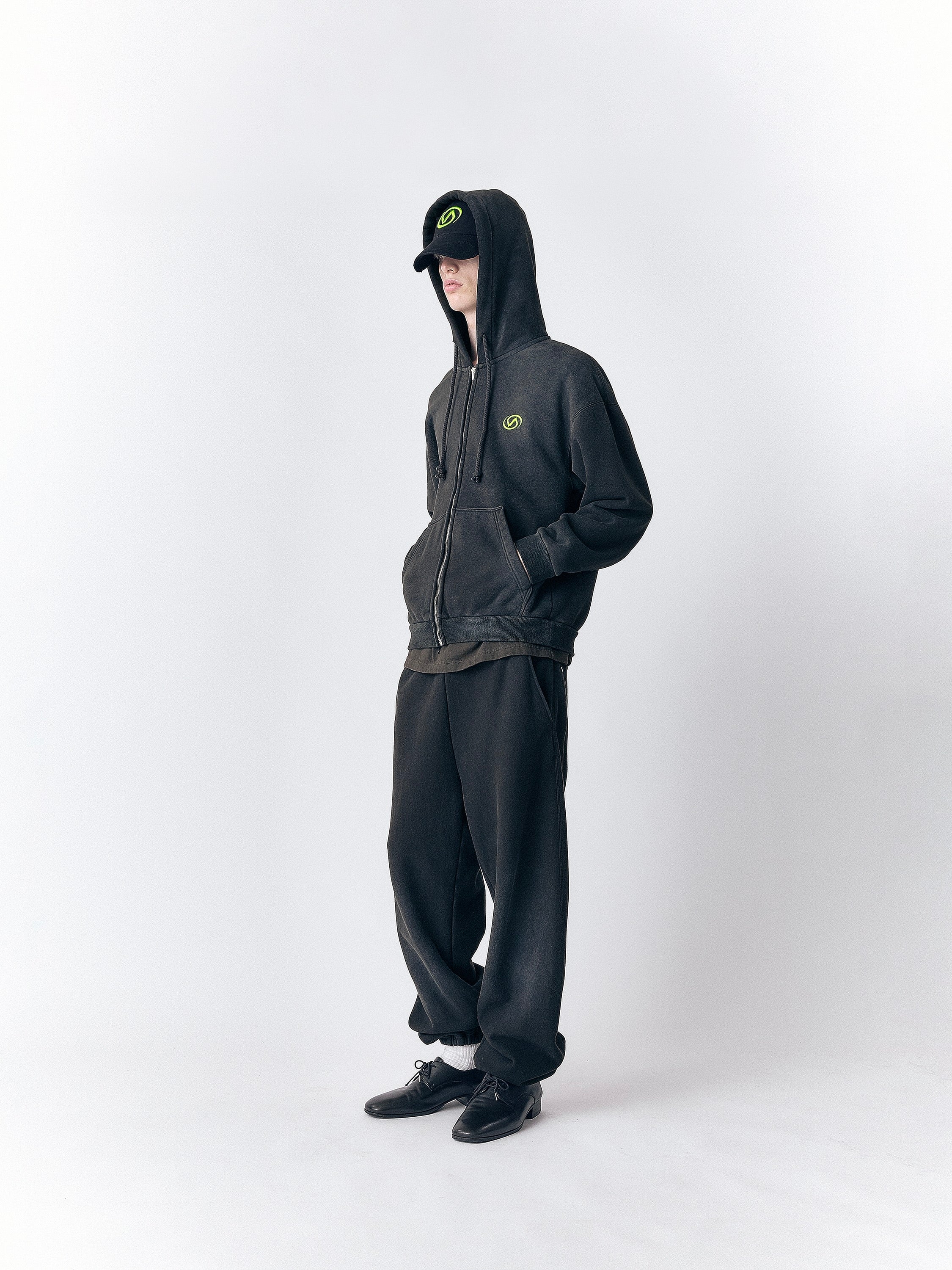 AXEL SUNFADED CHIRAL VD HOODIE IN SUPIMA COTTON - Image 5