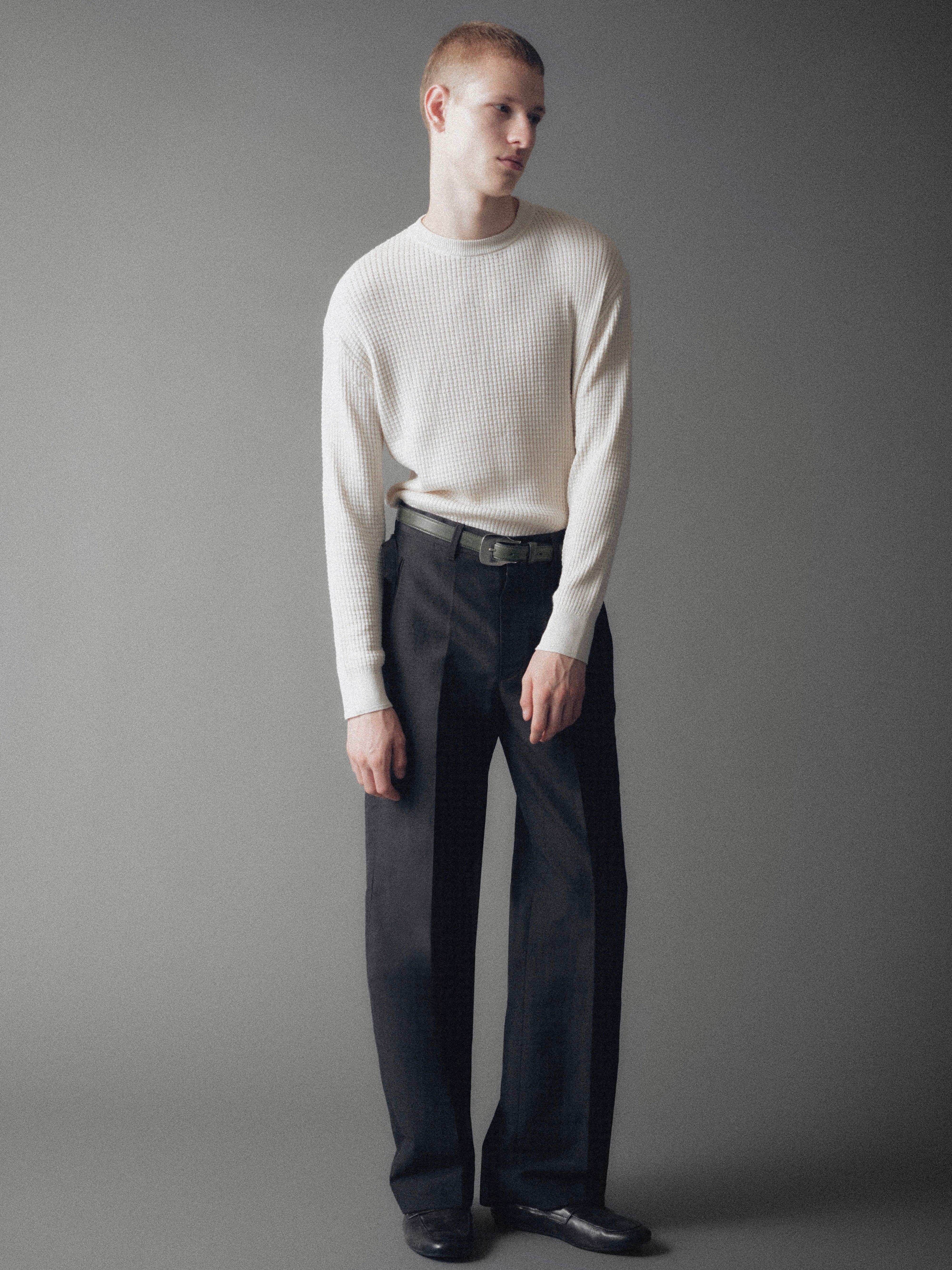 Dylan Flared Trousers in Linen & Wool - Image 3