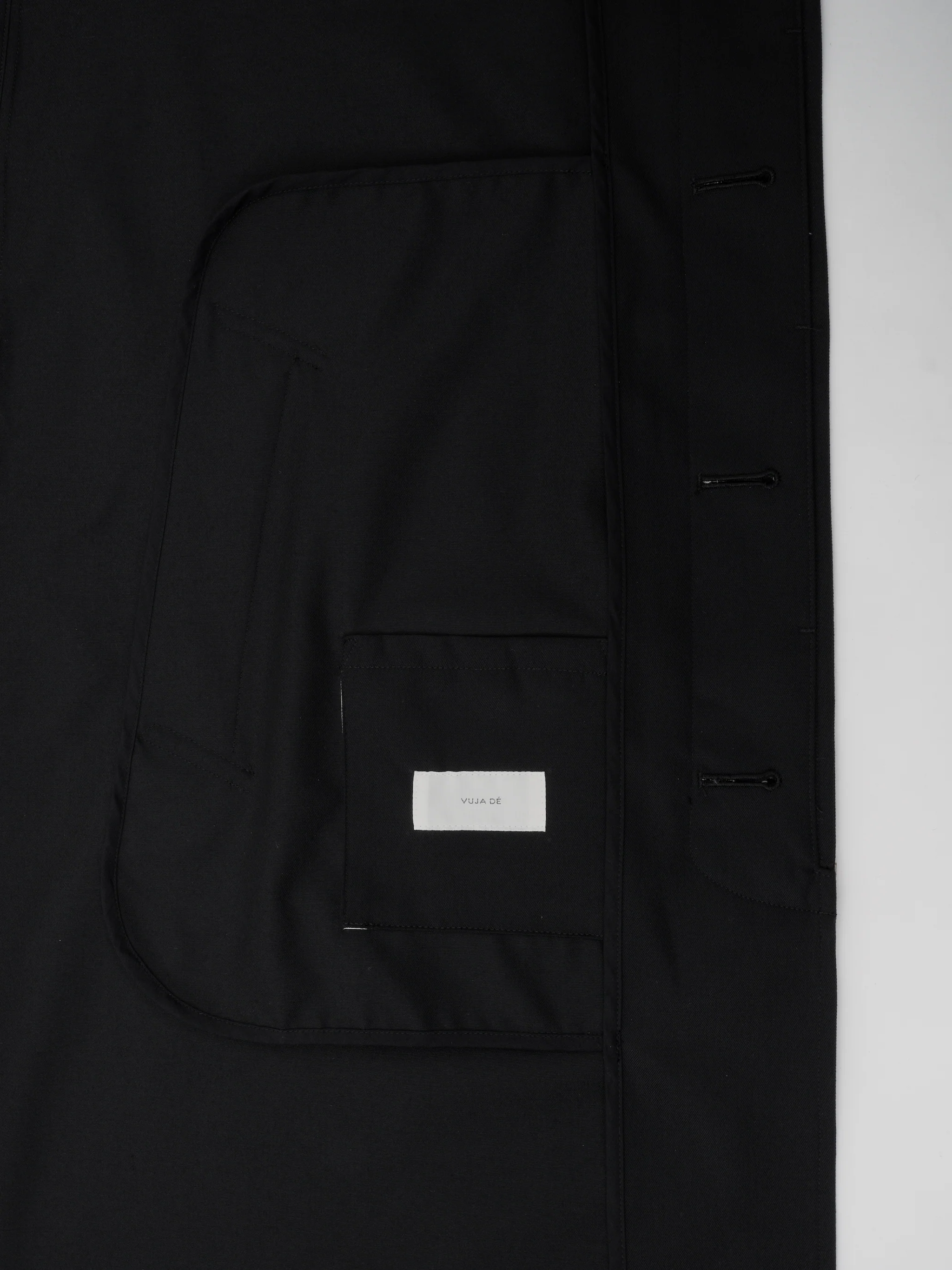 The “Lien” Virgin Wool Coat in matte black - Image 7